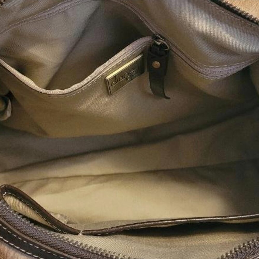 Hand Bag - Picture 5 of 10